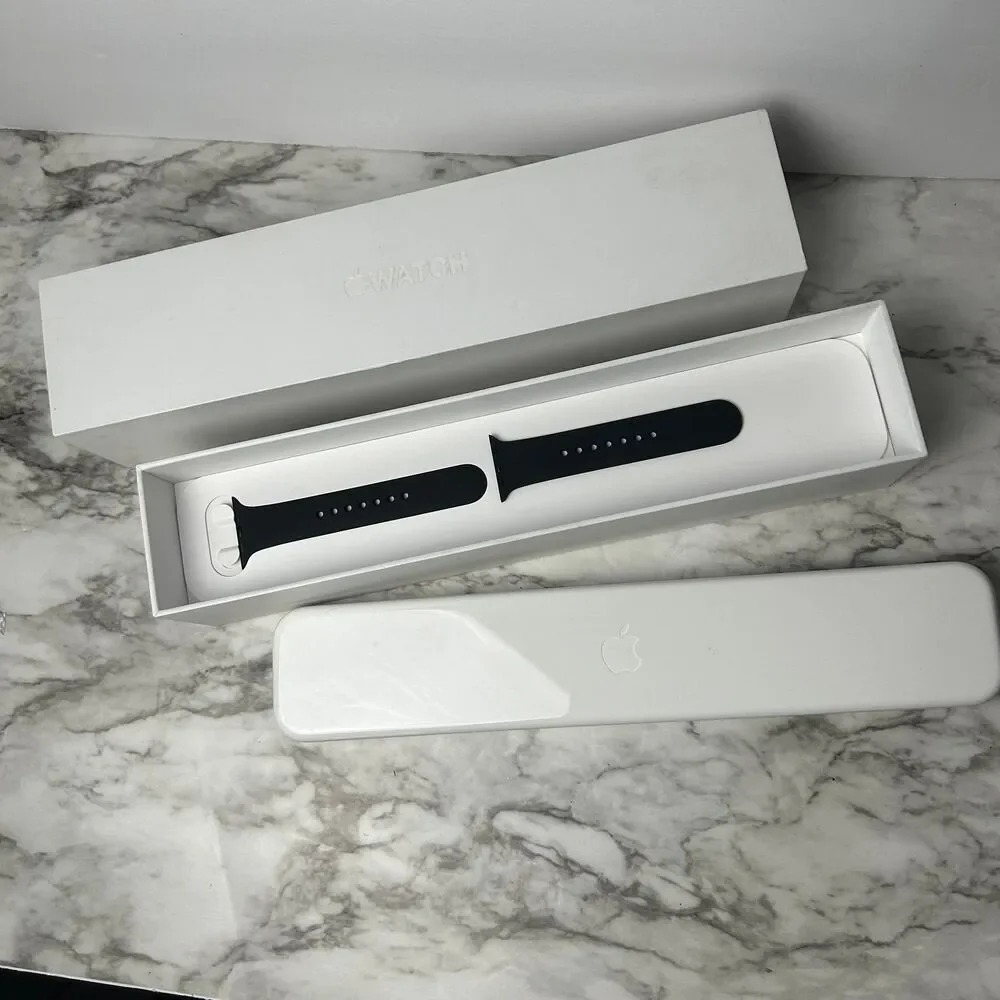 Apple Watch A1554 box and hard case **no watch** 42mm S Gray Al Blk Sport